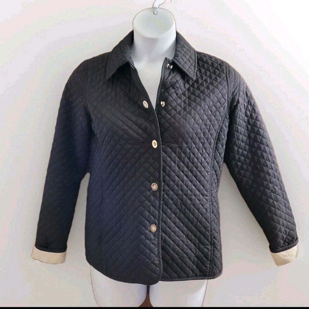 VALERIE STEVENS quilted Black jacket size Petite Medium Silver Hook Accents